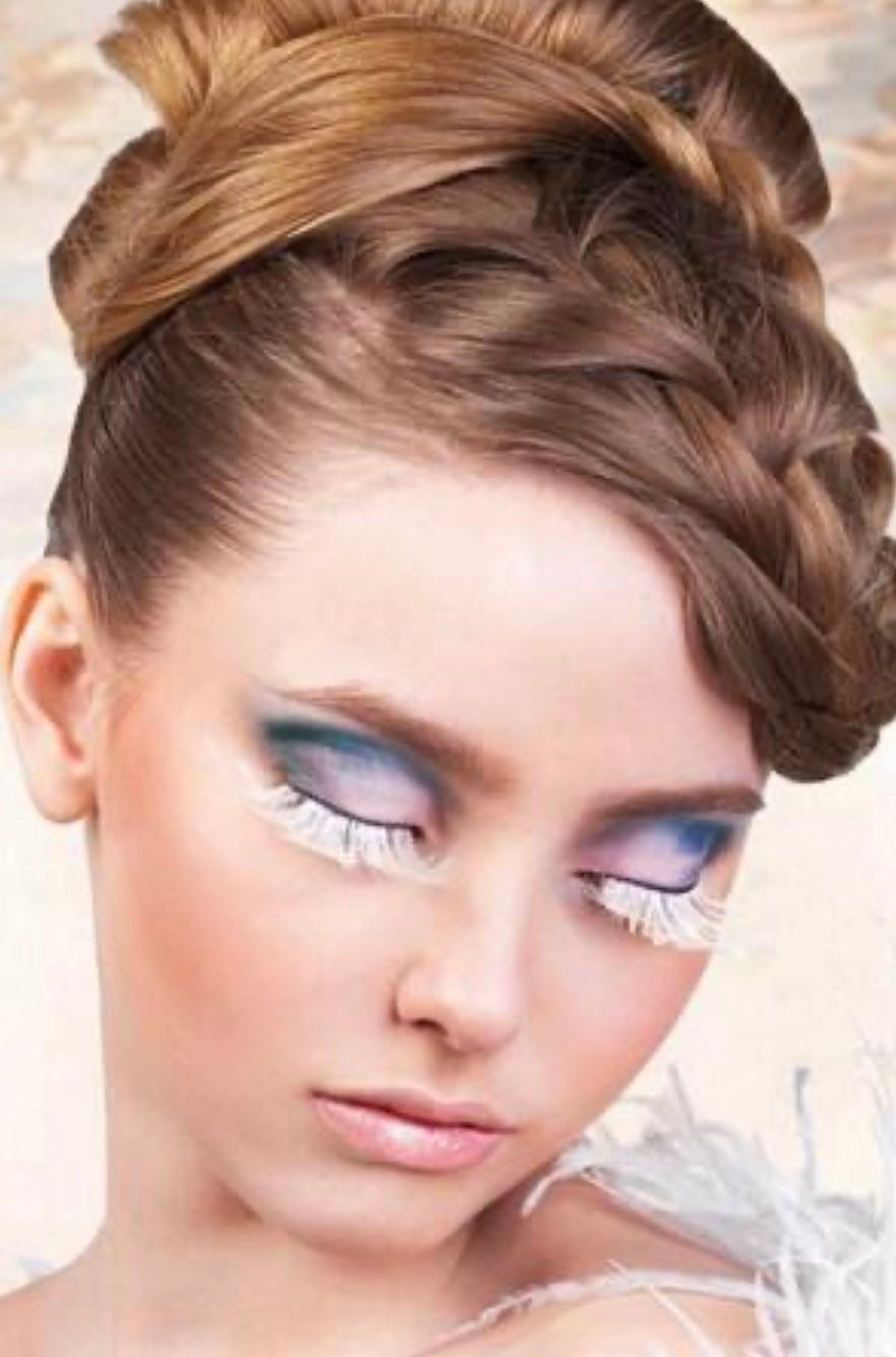 Dorisue Feather Eyelashes White Spike —White Feather Eyelashes | Classic Stage Ballet Performance Fluffy Lash for Snow Queen Cosplay, Anime Characters, Ice Themed Events, Theatrical, Reusable (White/Ivory) P17