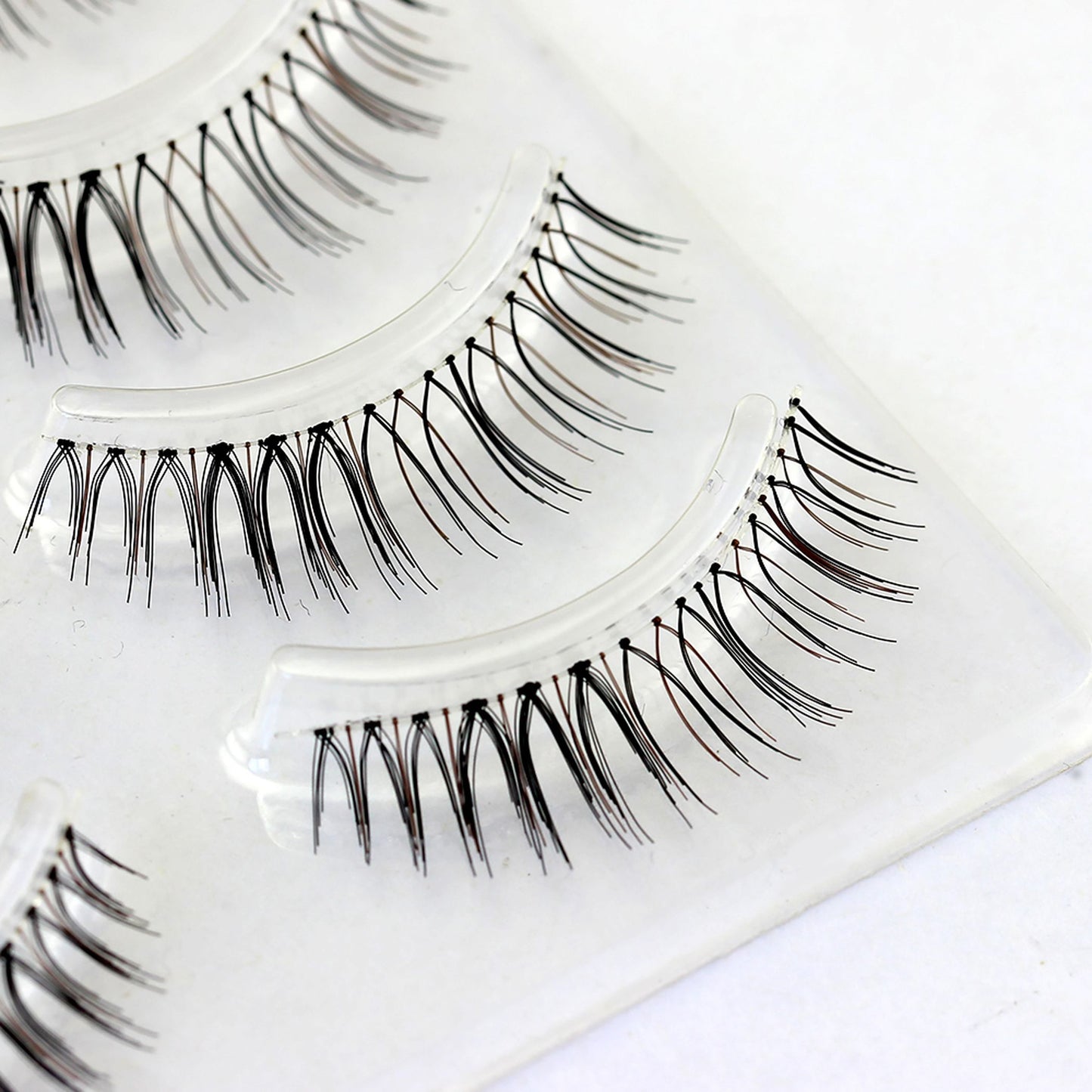 Women E5 Light fluttery mini False Lashes Black and Brown Wispy attention-grabbing look lashes 4 lashes Pack