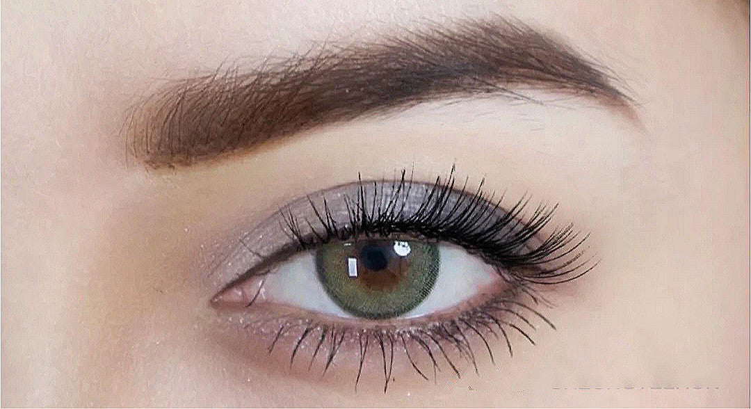 Dorisue Magnetic eyelashes Magic False Eyelashes, With Reusable lashes Each for 40 use [4 Pairs Set] E2 Magnetic lashes