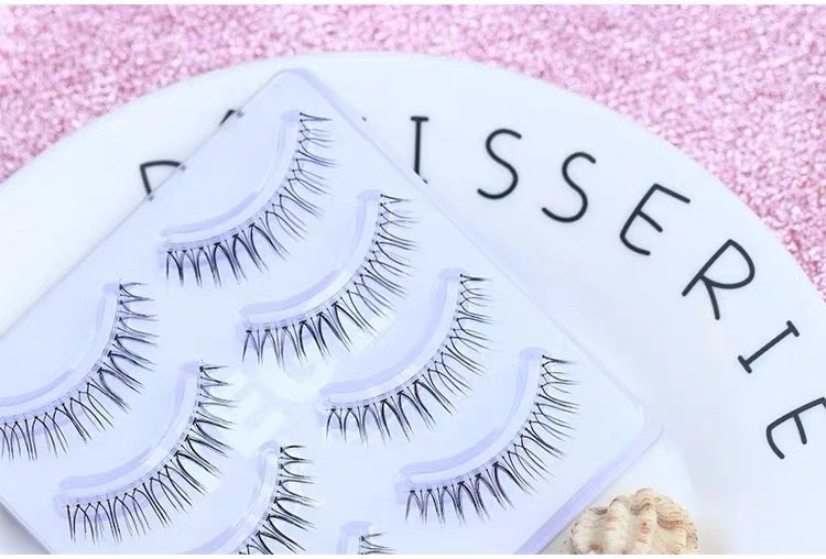 Dorisue Fake eyelashes Natural eyelashes Look Real 3D Light Weight short mink lashess wispies False Eyelashes Short Handmade lashes Hight Quality face eyelashes Pack of 4 eyelashes pack
