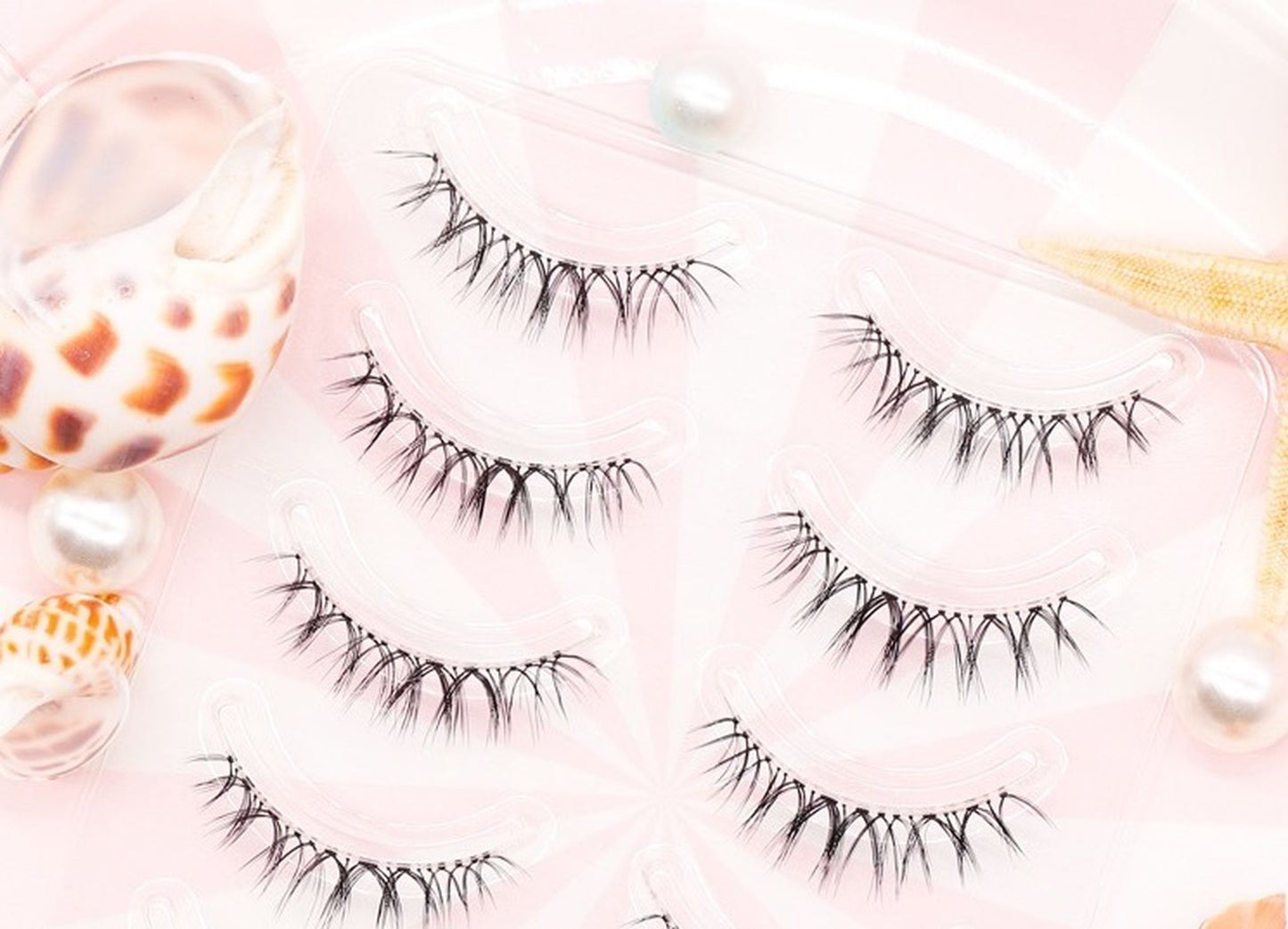Dorisue V Shape Wispy lash Natural Short false eyelashes 3D Light Weight 4 eyelashes pack E6